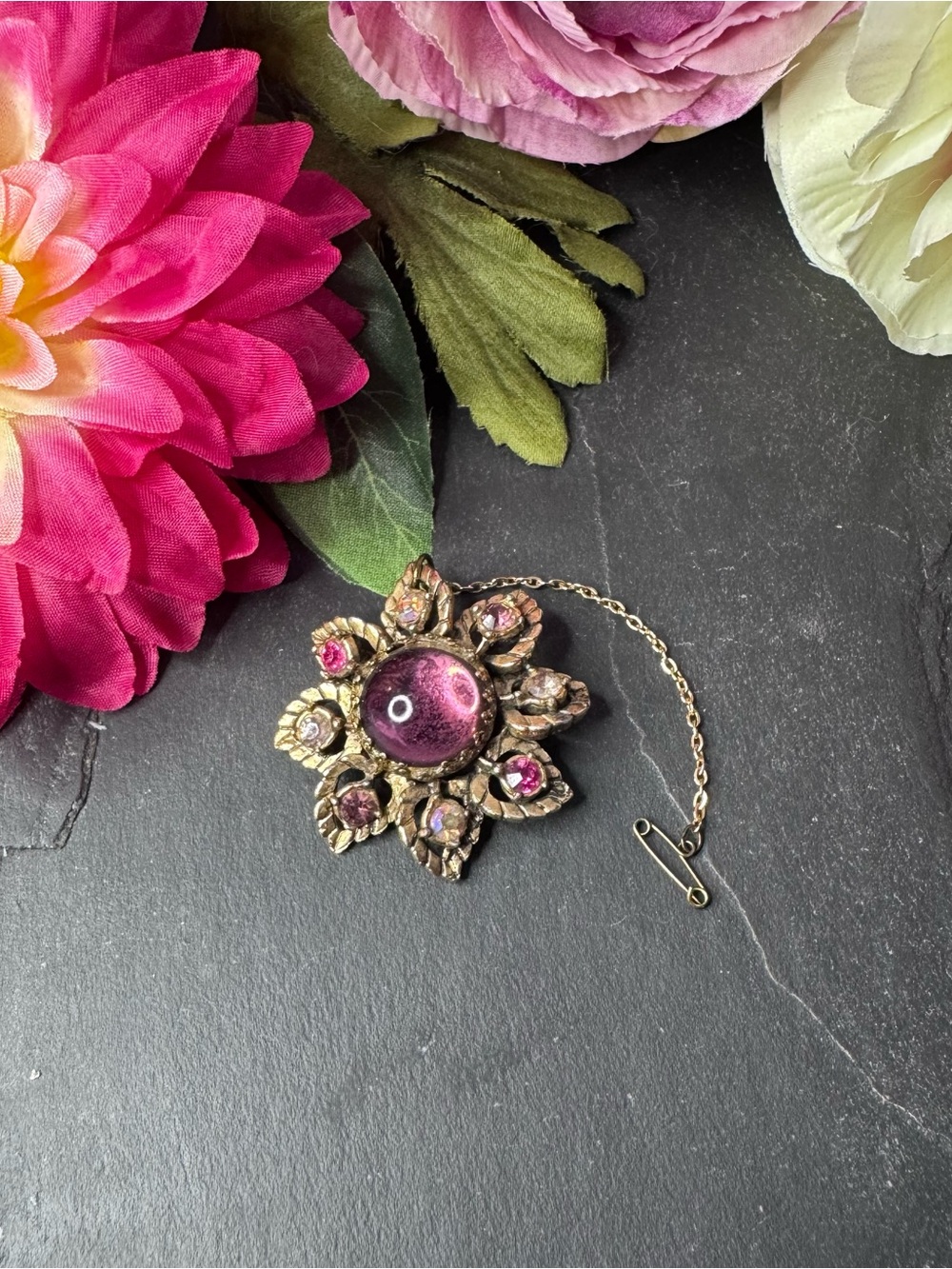 Vintage-Style Pink Flower Brooch Pendant Accent